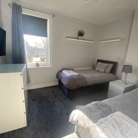 Glasgow Apartment Close To The Airport Ренфру Экстерьер фото
