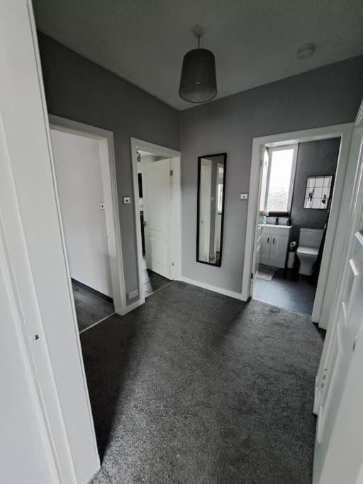 Glasgow Apartment Close To The Airport Ренфру Экстерьер фото